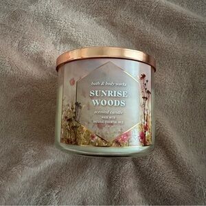 Bath and Body Works Sunrise Woods 3 Wick Candle